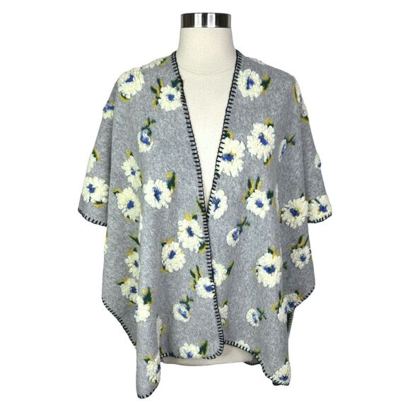 Fadivo Gray Floral 3D Raised Texture Poncho - One Size - Picture 2 of 7